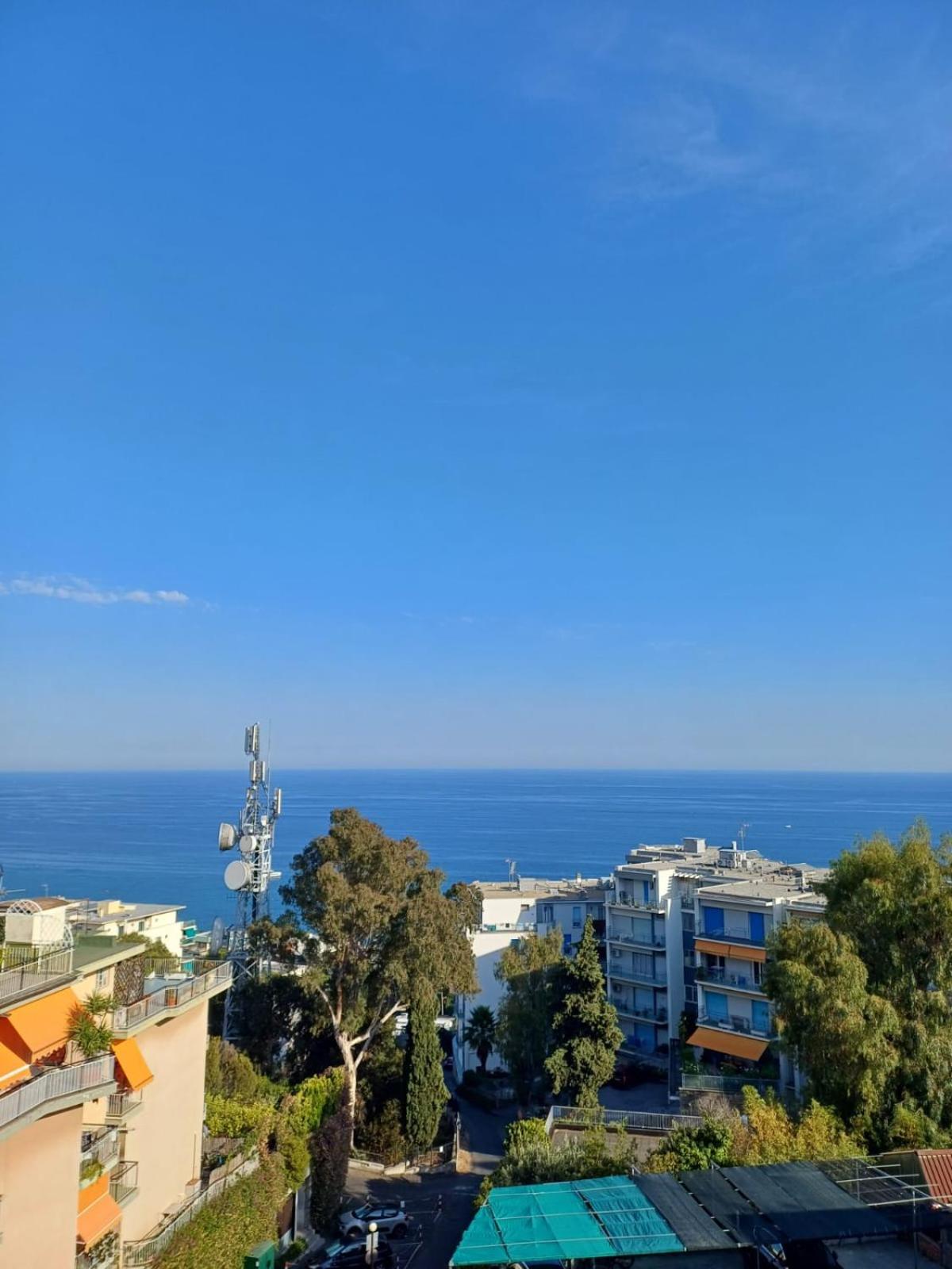 Terrazza Sul Mare - Bellavista Lägenhet Sanremo Exteriör bild